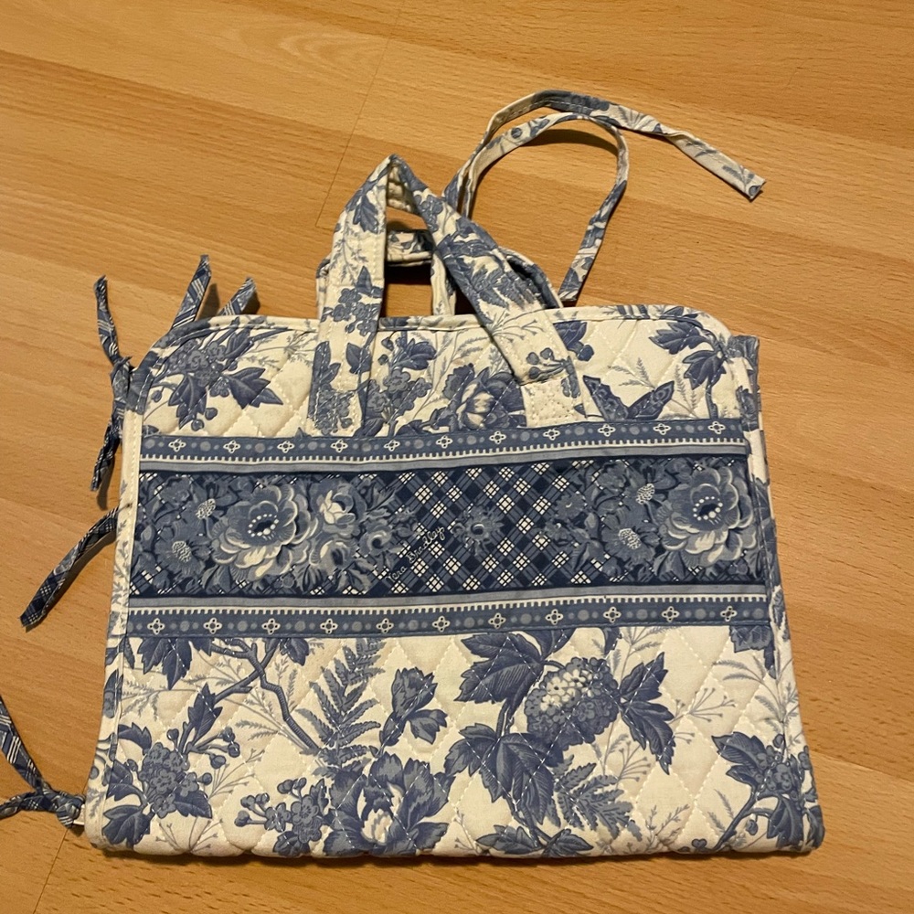 Vera Bradley toiletry bag